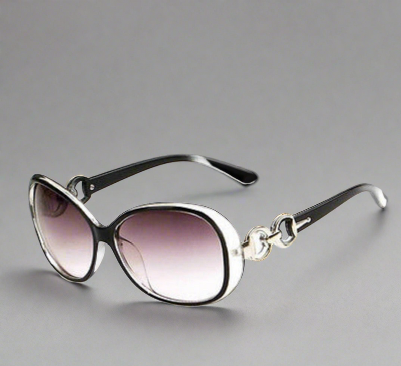 women's black sunglasses