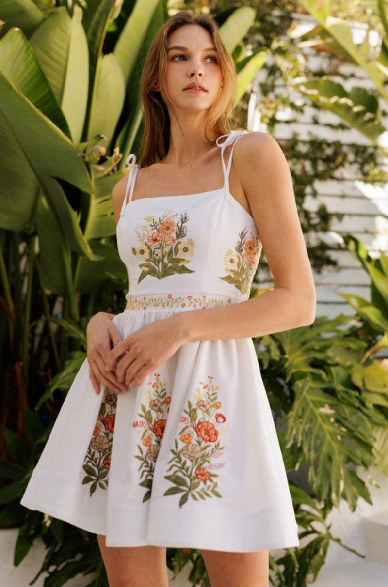 White floral mini dress, white resort dress, formal dresses, white cocktail dress, homecoming dresses